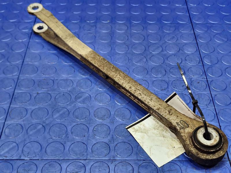 2014 Chrysler 300 Lower Control Arm Rr