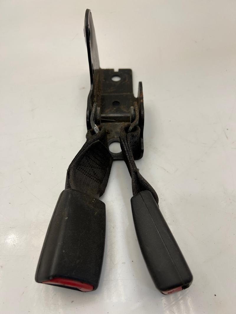 2007 Hummer H3 Rear Seat Belt