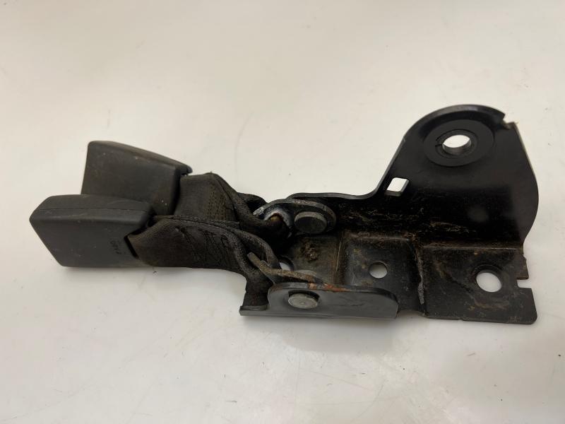 2007 Hummer H3 Rear Seat Belt