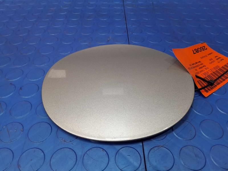 2020 Subaru Legacy Fuel Tank Door