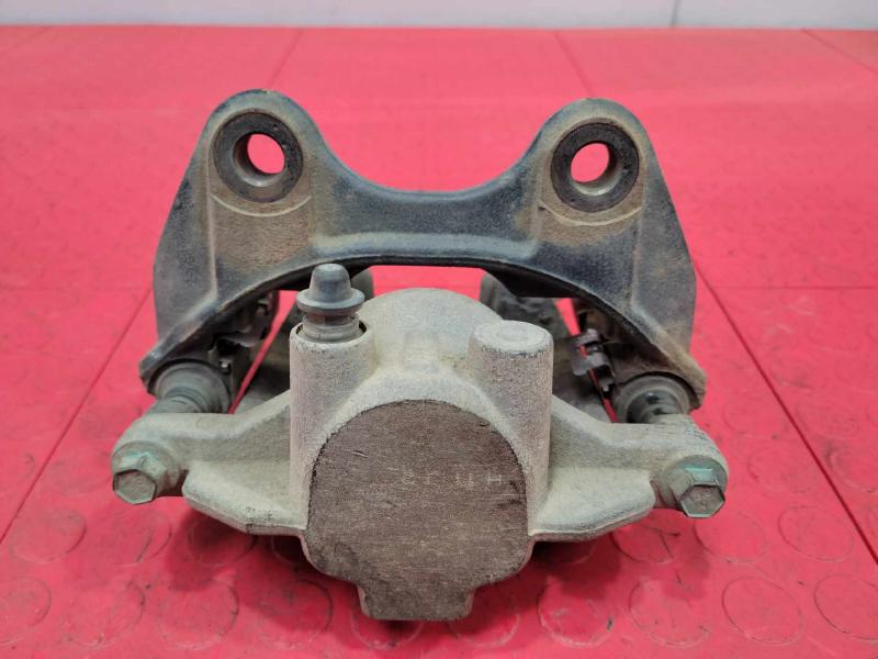 2013 GMC Yukon Caliper