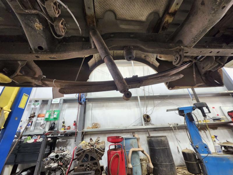 2013 Ford F-250 Super Duty Leaf Spring Rear