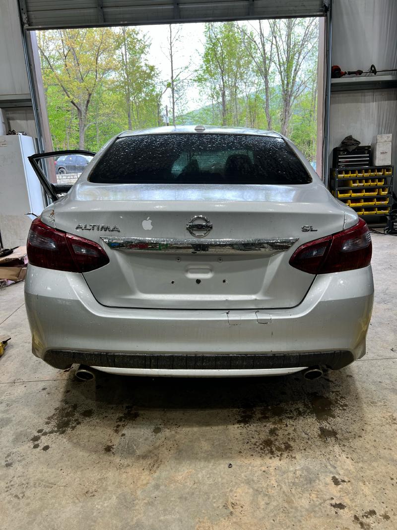 2018 Nissan Altima Center Pillar