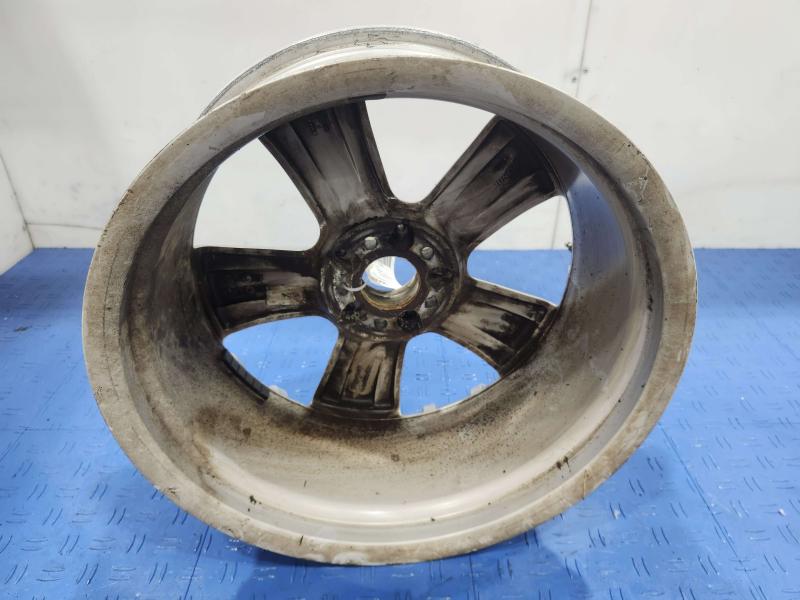 2010 Mercedes ML-Class Wheel