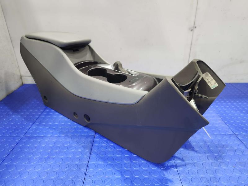2017 Chevrolet Malibu Front Console