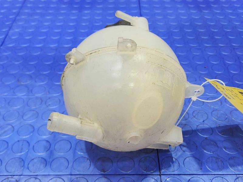 2019 Cadillac XT5 Coolant Recovery Bottle