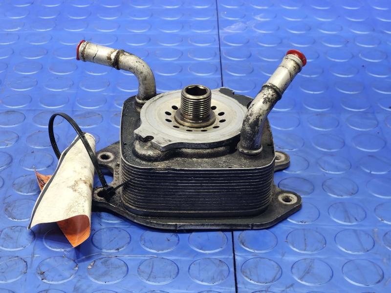 2011 Infiniti QX56 Oil Cooler