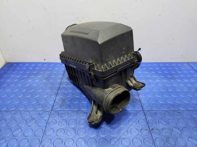 2018-2019 Kia Rio Engine Air Cleaner Box Assembly Genuine OEM 28110H9250