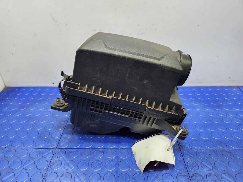 2018-2019 Kia Rio Engine Air Cleaner Box Assembly Genuine OEM 28110H9250