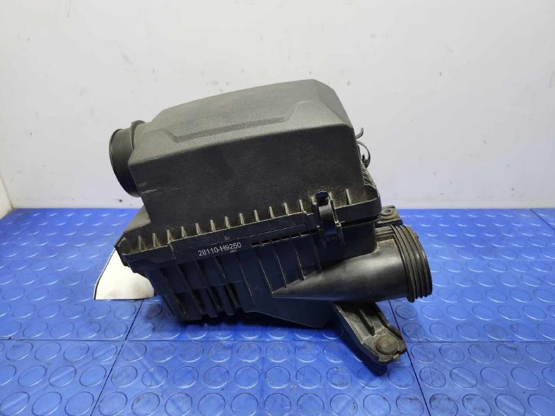 2018-2019 Kia Rio Engine Air Cleaner Box Assembly Genuine OEM 28110H9250
