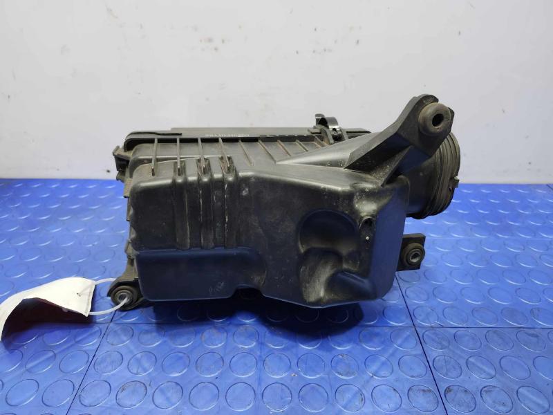 2018-2019 Kia Rio Engine Air Cleaner Box Assembly Genuine OEM 28110H9250