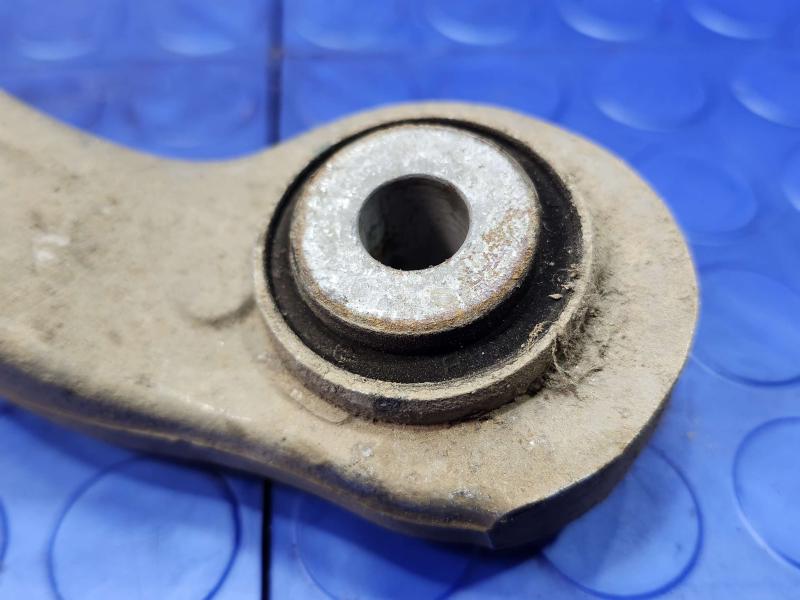 2014 Chrysler 300 Upper Control Arm Rear