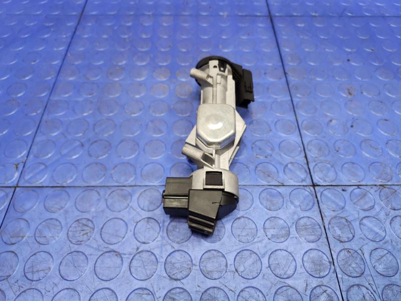 2014 Ford Mustang Ignition Switch(W/O Cyl& Key)