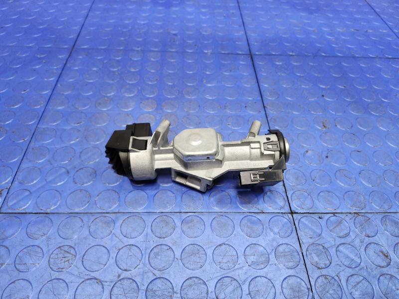 2014 Ford Mustang Ignition Switch(W/O Cyl& Key)