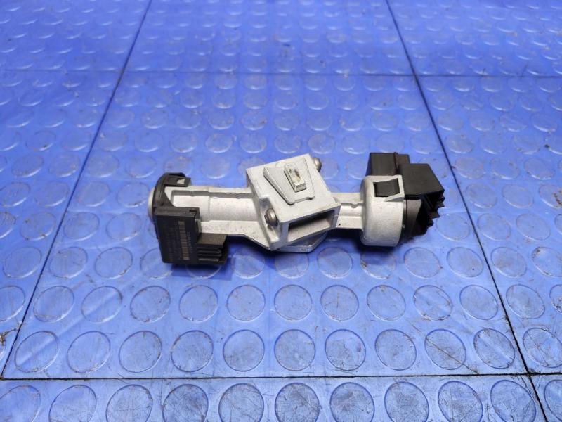 2014 Ford Mustang Ignition Switch(W/O Cyl& Key)