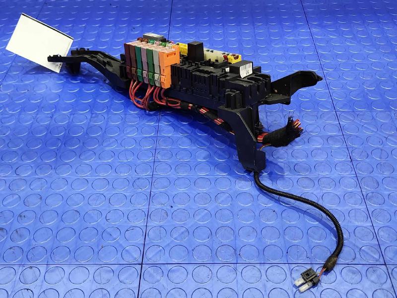 2012 Mercedes Benz ML W166 Rear Power Distribution Relay Junction Block OEM 1665401750