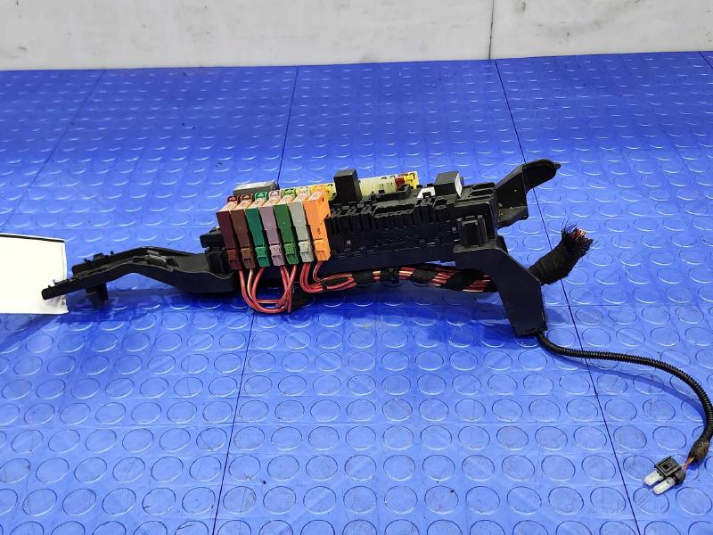 2012 Mercedes Benz ML W166 Rear Power Distribution Relay Junction Block OEM 1665401750