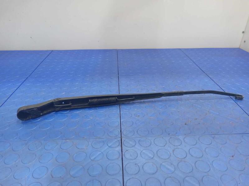 2016 Ford F-150 Wiper Arm