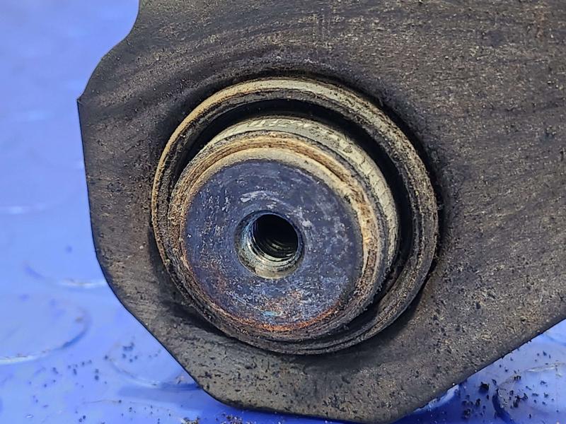 2011 Ford Edge Lower Control Arm Rr