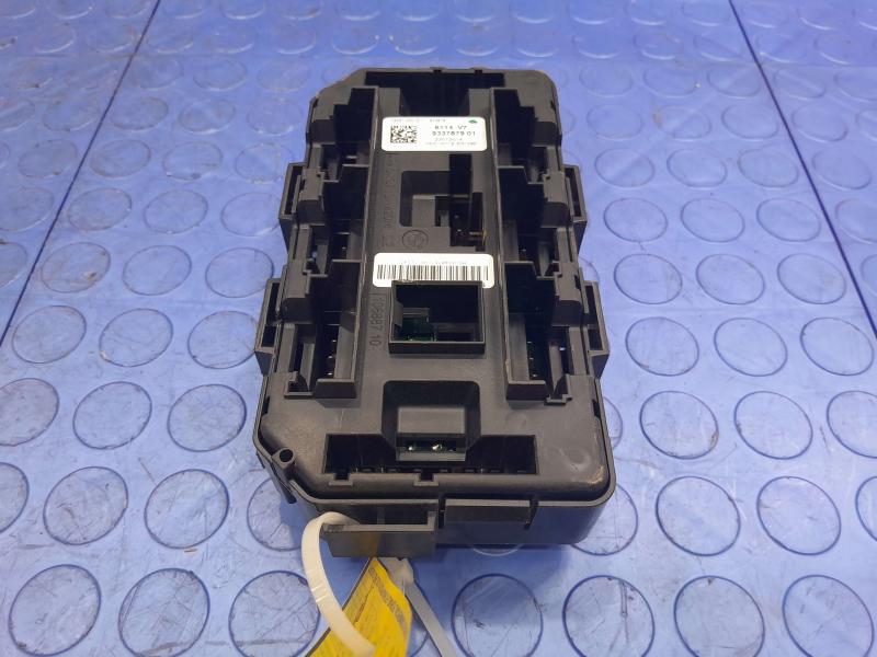 2015 BMW 328i Engine Fuse Box