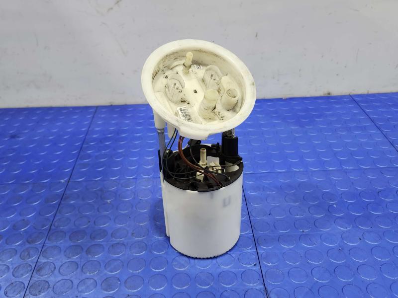 2008 BMW 128i Fuel Pump