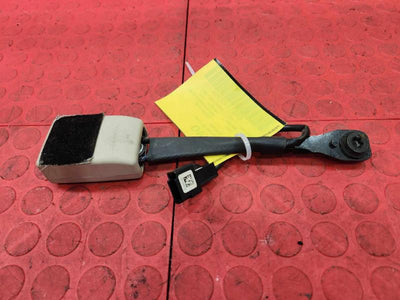 2013 Chevrolet Malibu Front Seat Belt