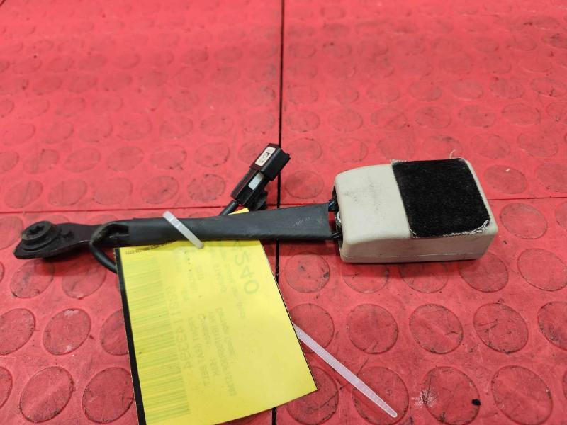 2013 Chevrolet Malibu Front Seat Belt