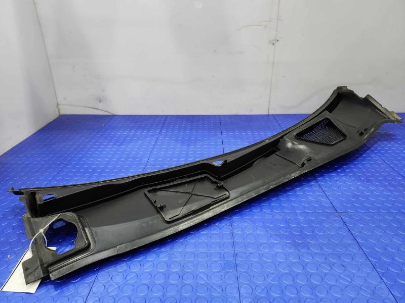 2017-2019 Audi Q7 Cowl Panel Cover Grille Air Inlet Assembly OEM 4M1819401D9B9