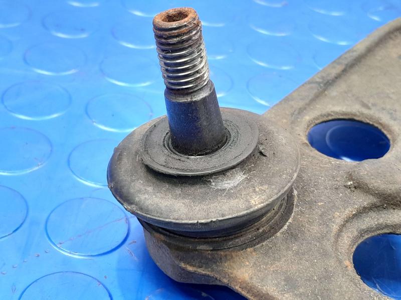 2015 Dodge Charger Upper Control Arm Front