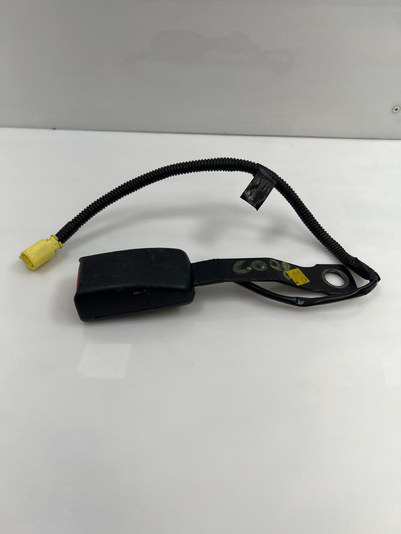 2007 Subaru Legacy Front Seat Belt