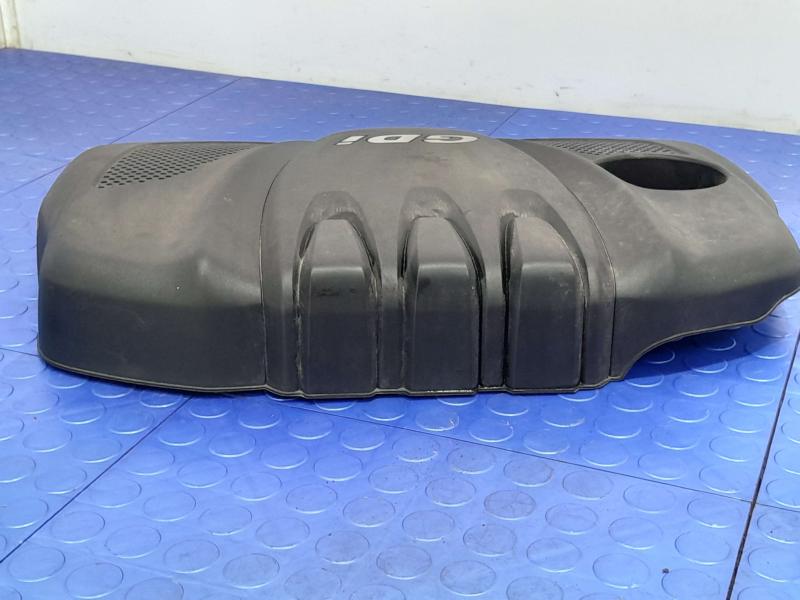 2012 Kia Sorento Engine Cover