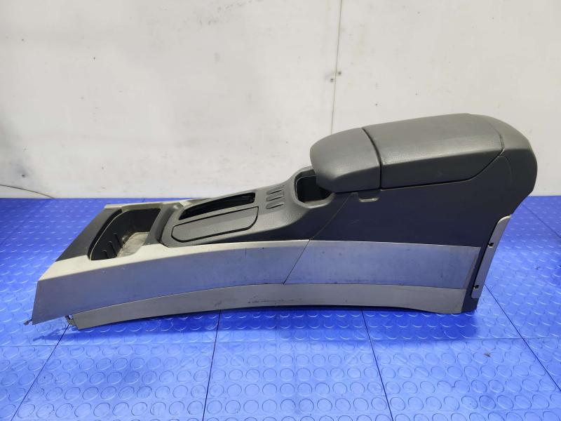 2006 Toyota 4Runner Front Console