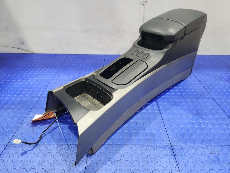 2006 Toyota 4Runner Front Console