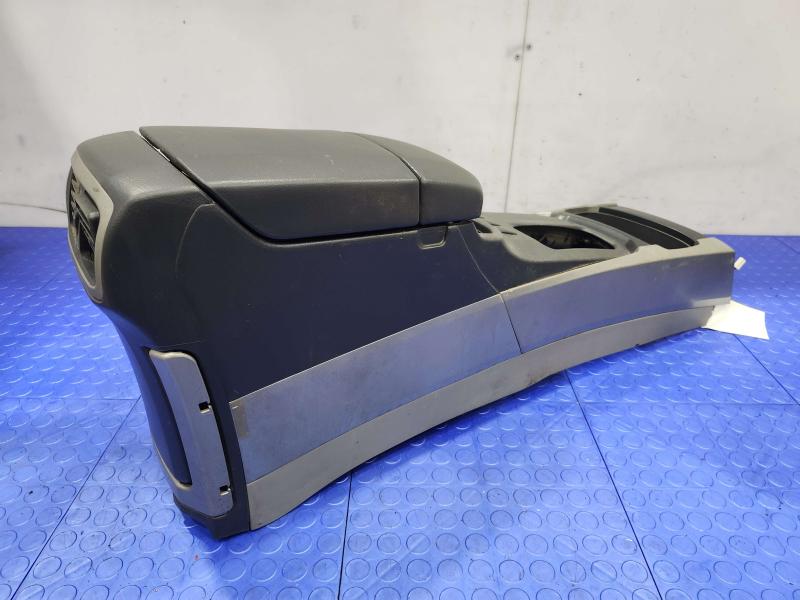 2006 Toyota 4Runner Front Console