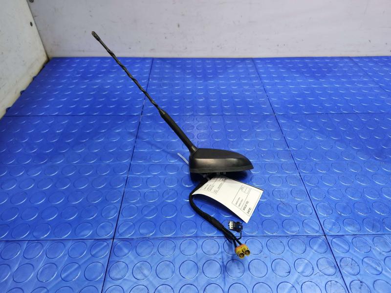 2014 Ford Focus Antenna