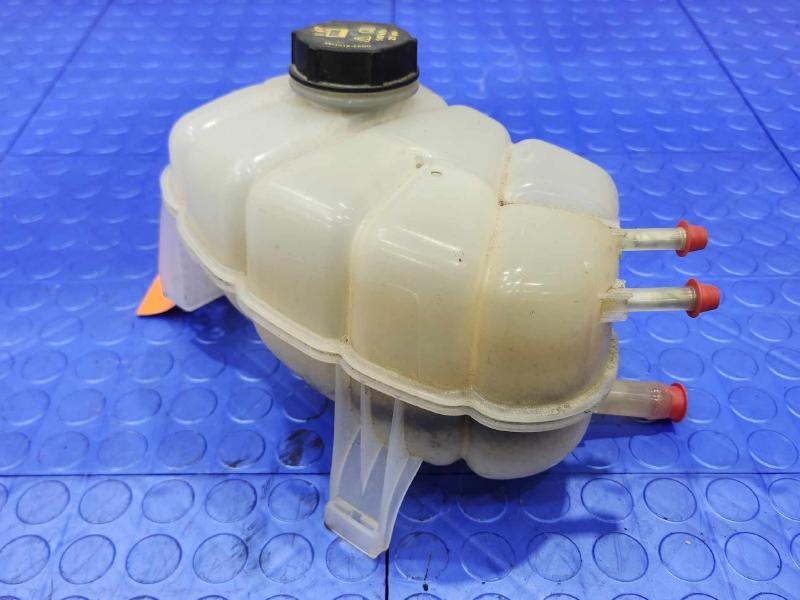 2016 Lincoln MKX Coolant Recovery Bottle