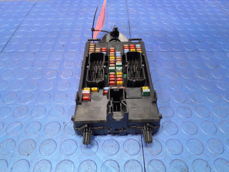 2018 Volvo S90 Cabin Fuse Box