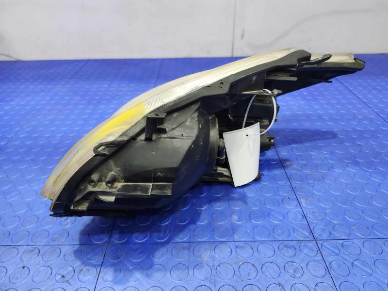 2013 Toyota Prius Headlamp Assembly