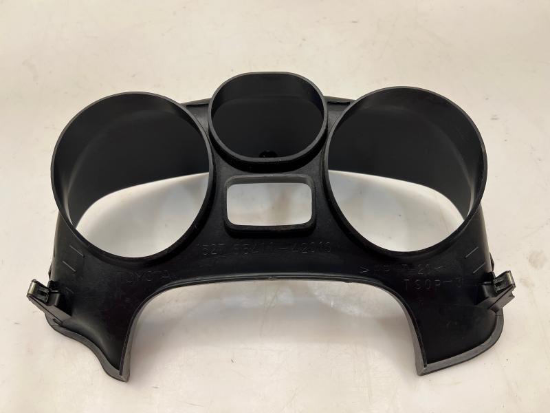 1996 - 2000 Toyota Rav4 Instruemnt Cluster Speedo Surround Bezel OEM 5541142010