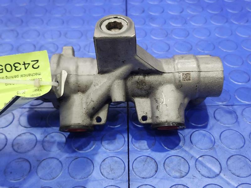 2015-2017 Ford F-150 Brake Master Cylinder Assembly Genuine OEM Part GL3Z2140A