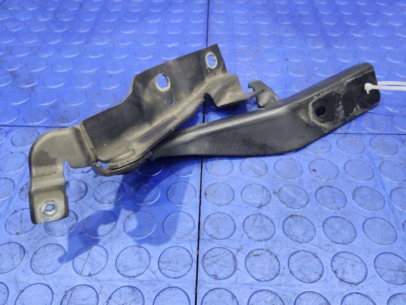 2018 Nissan Maxima Hood Hinge