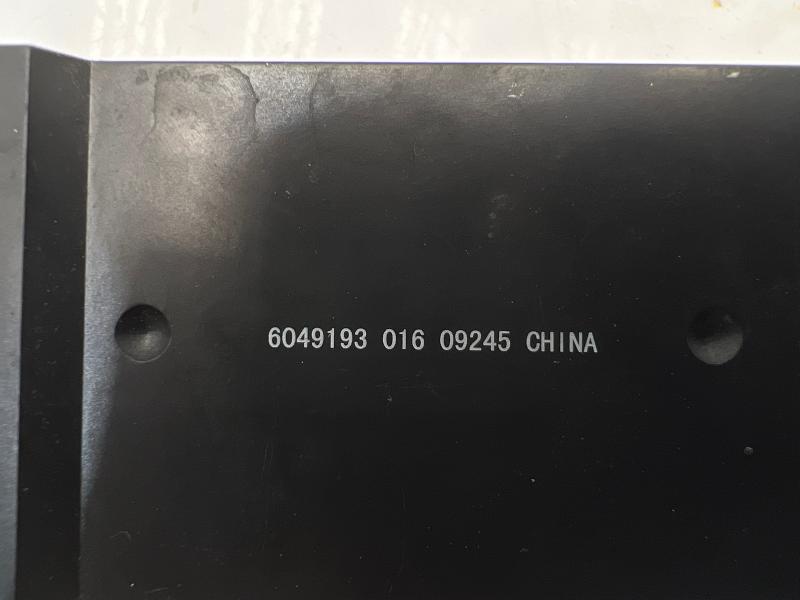 2000 - 2004 Nissan Xterra Master Window Switch Assembly OEM 254019E000