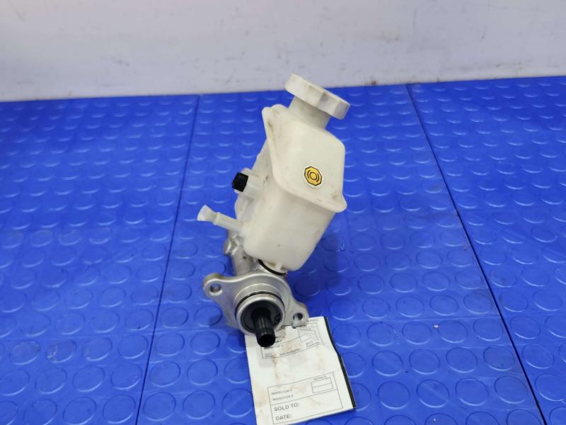 2010 Kia Rio Master Cylinder