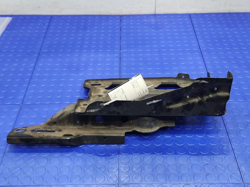 2015 Chevrolet Tahoe Battery Tray