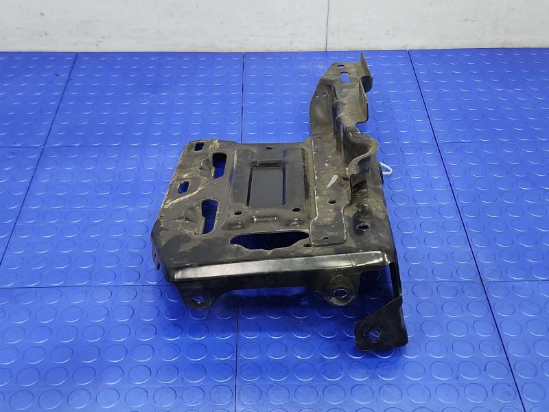 2015 Chevrolet Tahoe Battery Tray
