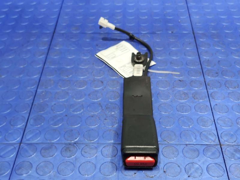2014 Nissan Maxima Front Seat Belt