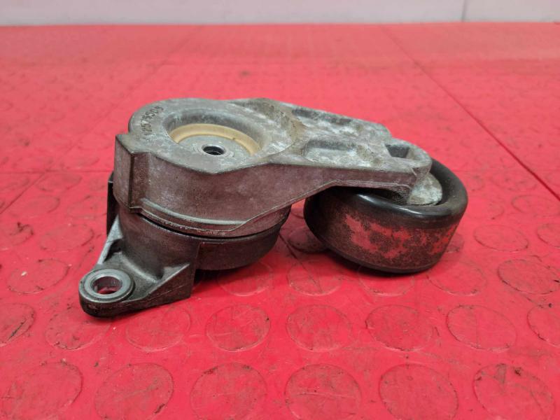 2008 Saturn Vue Engine Belt Tensioner