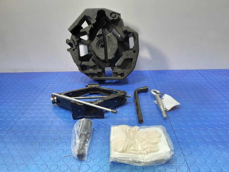 2017-2023 Volvo S90 Spare Tire Tools Jack Kit Tray Assembly OEM 32211382