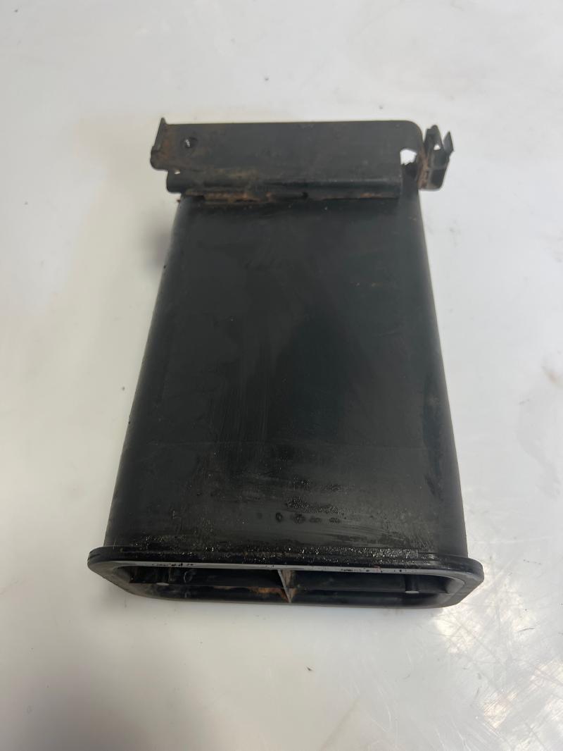 2000 Chevrolet Silverado 1500 Evaporator Canister