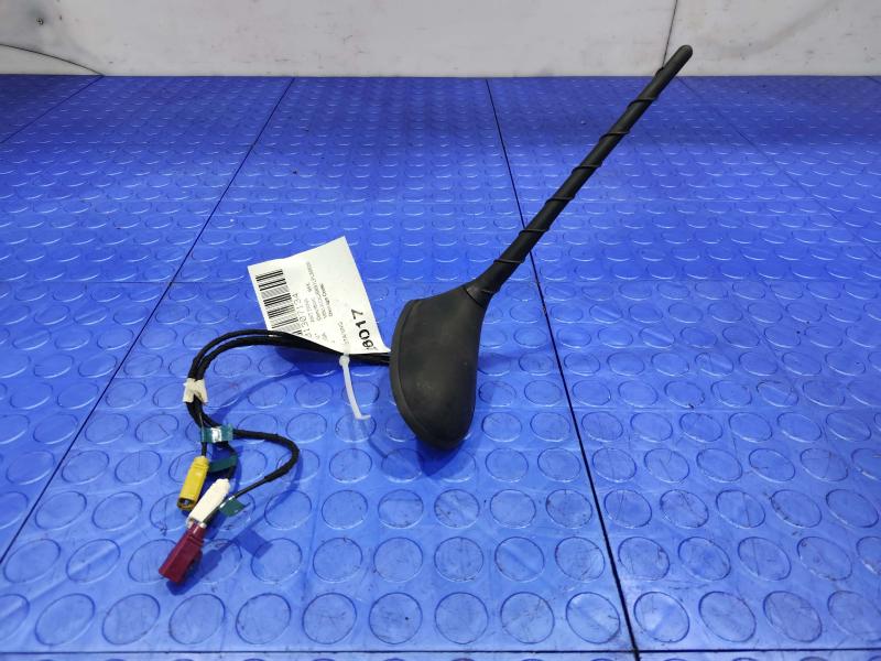 2020 Jeep Renegade Antenna